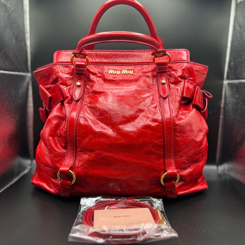 Very Rare!! HOT RED!! Miu Miu Leather Ribbon Shoulder Bag
